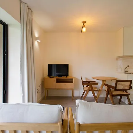 Апартаменты Zen Garden C