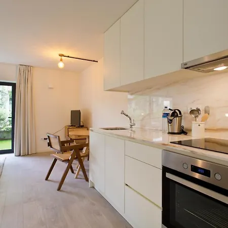 Apartment Zen Garden C